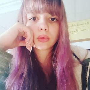 Meet your Posher, Jade